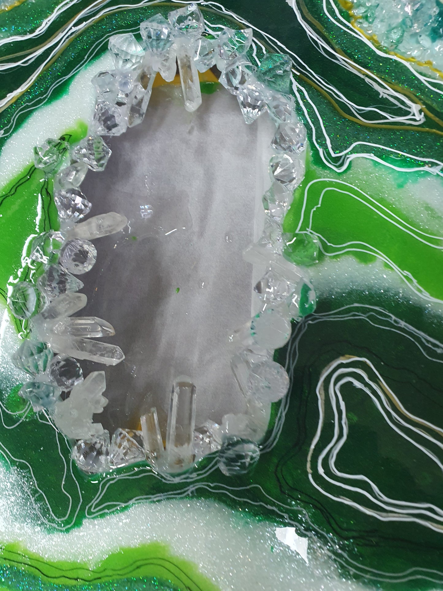 Geode art-Green and black