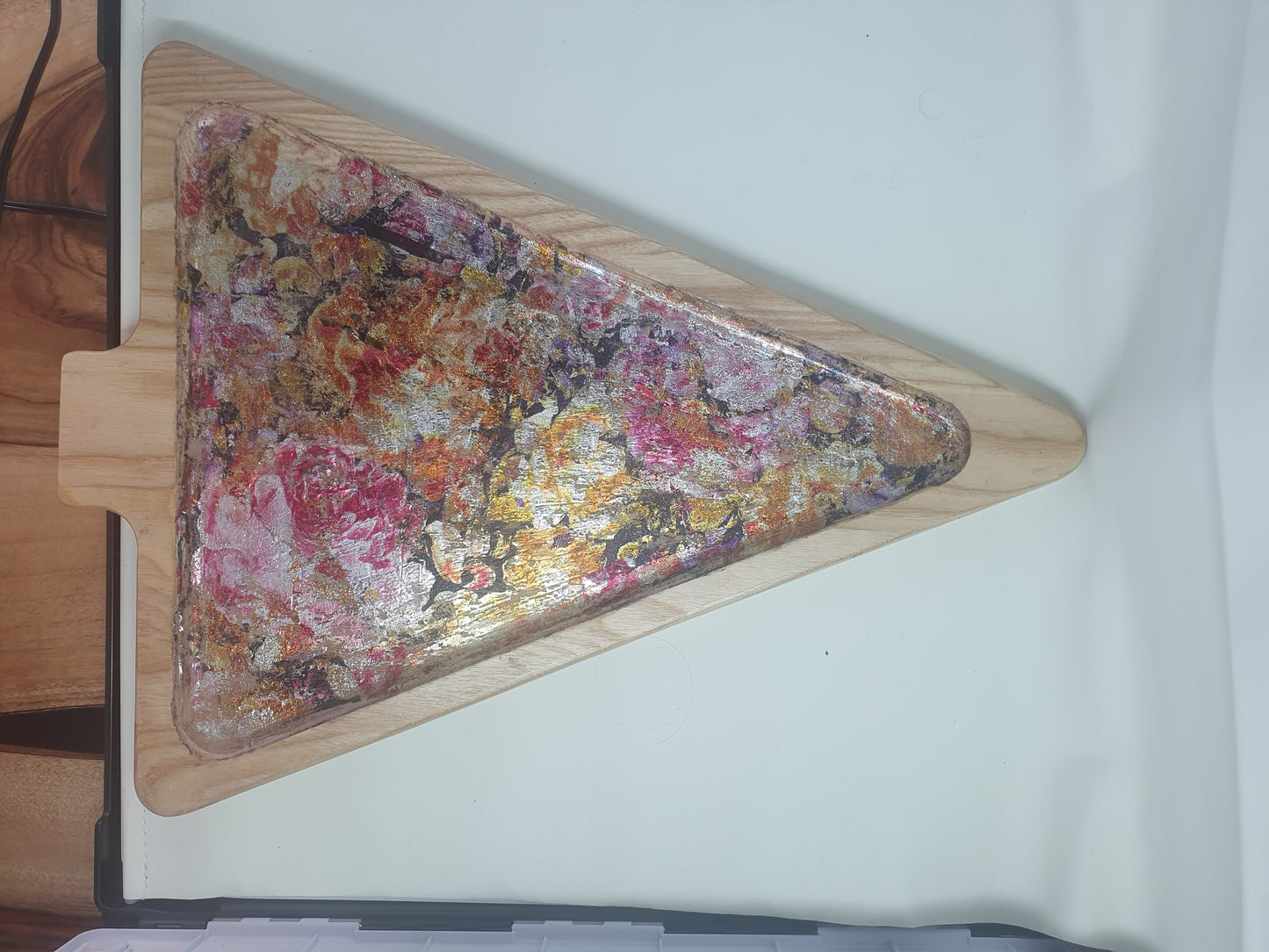 Triangular serving board