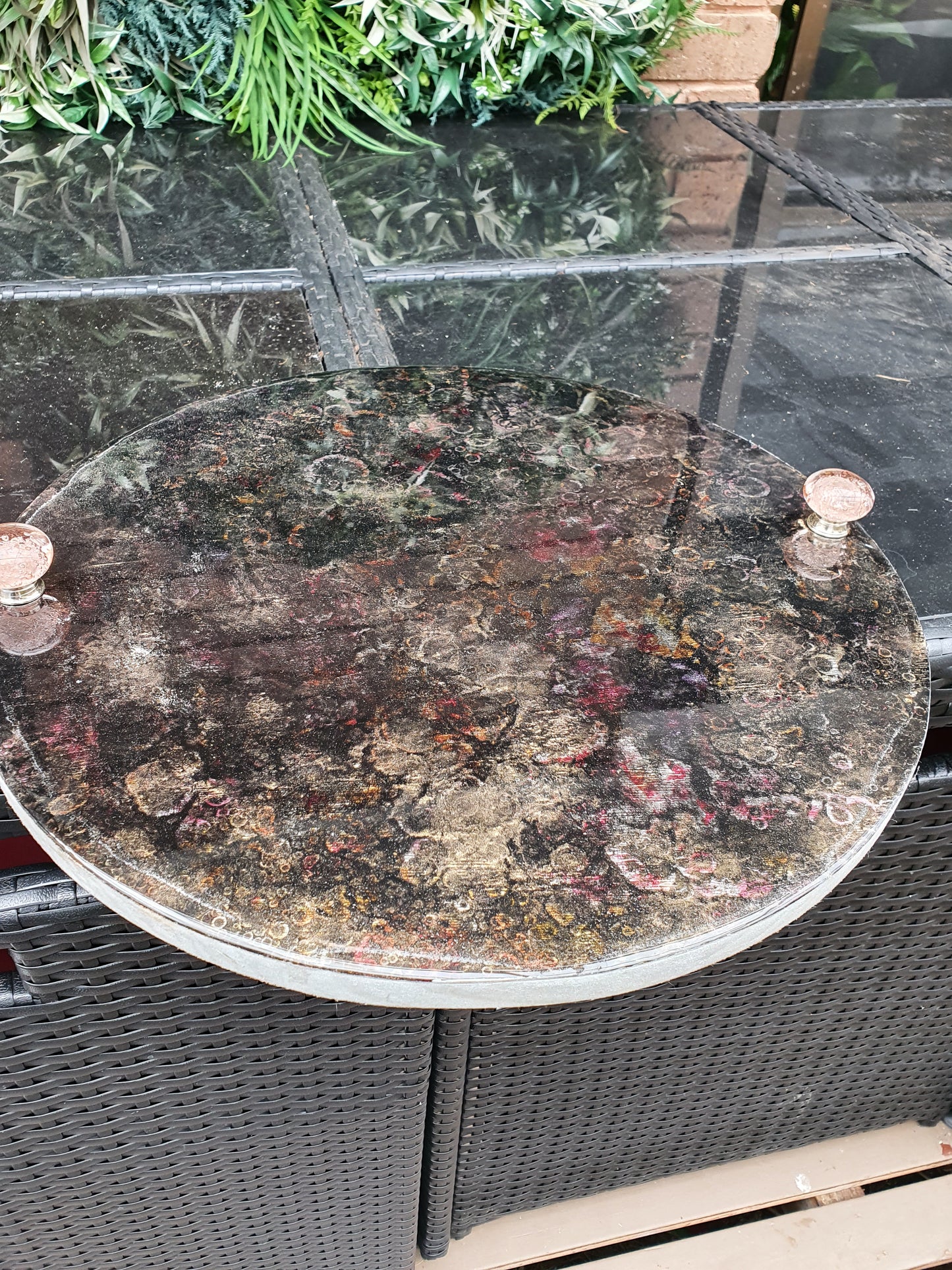 Large round serving board