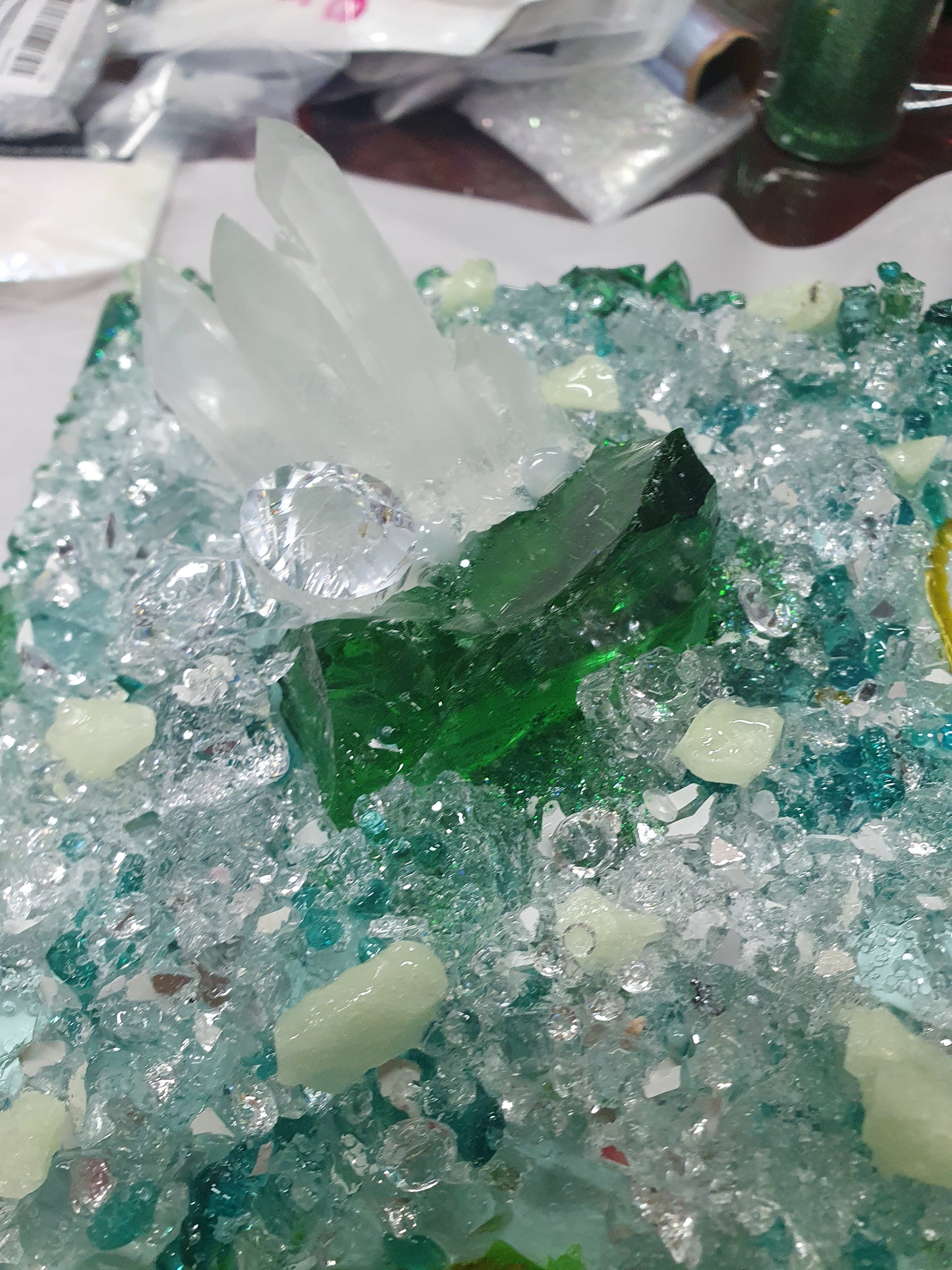 Geode art-Green and black