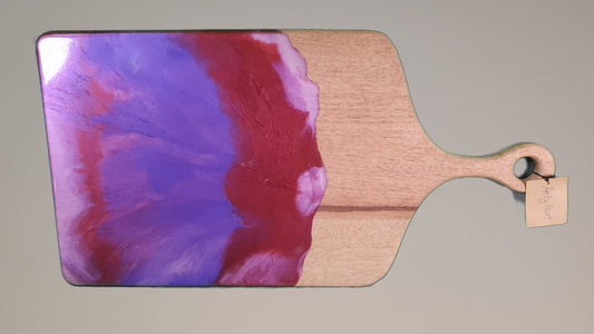 Serving board with resin design