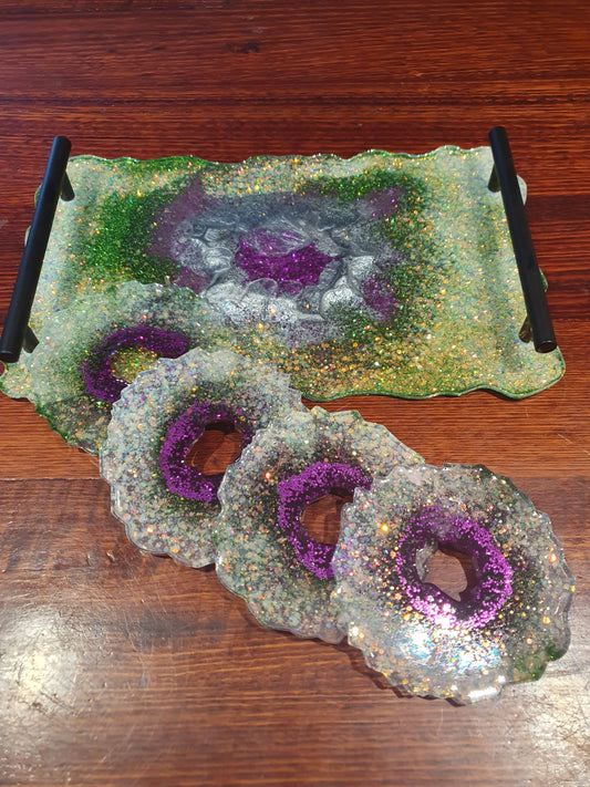 Geode resin tray with coasters
